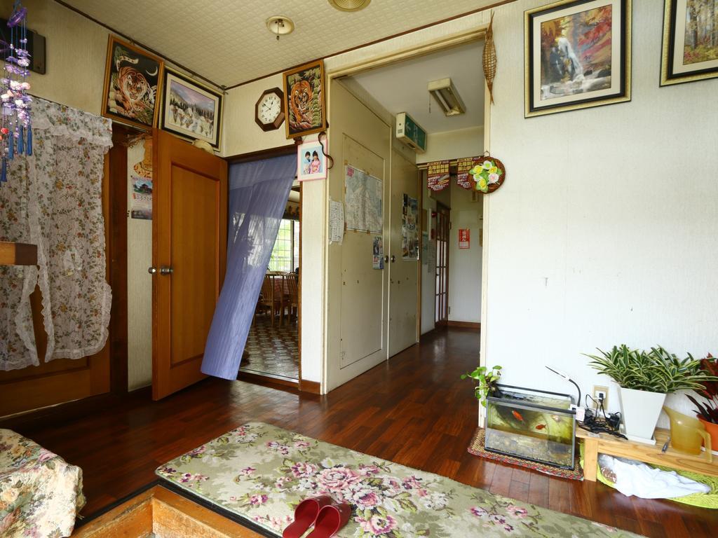 Lodge Yuki Otari Exterior photo